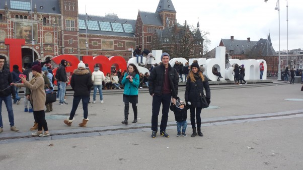 Amsterdam jest nasz :&#41; Tym razem Olek podbija Amsterdam wraz z rodzicami :&#41; 