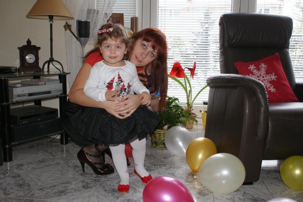 2 urodzinki z mamusią wśród baloników