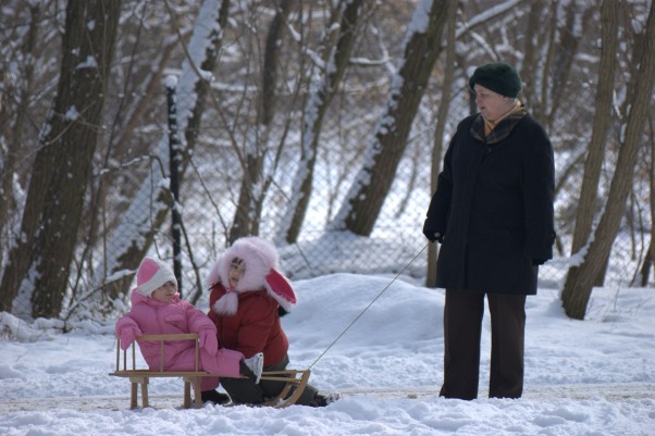 Z Babcią na spacerze Zimowy spacer z Babcią