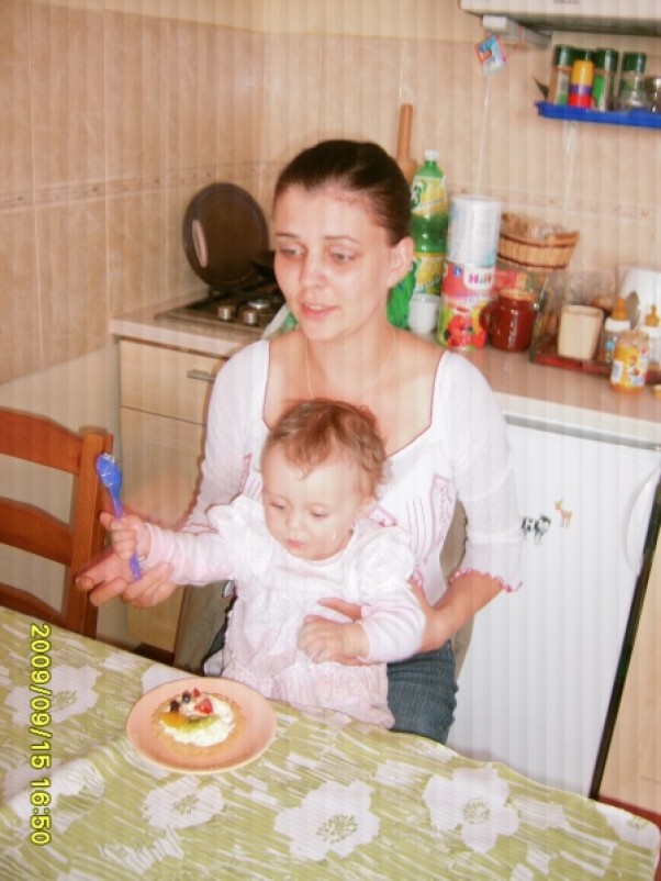 Zdjęcie zgłoszone na konkurs eBobas.pl Marysia z mamą
