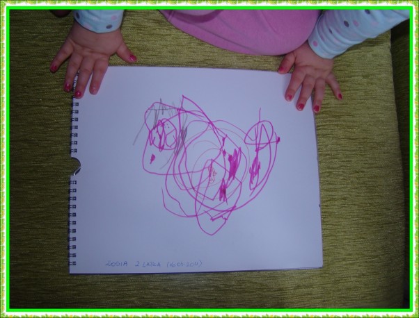 Zdjęcie zgłoszone na konkurs eBobas.pl Zosia 2 latka.\nOto ulubiony Kucyk Pony widziany oczami mojej córci.Ma fantazje i talent ta moja mała artystka.