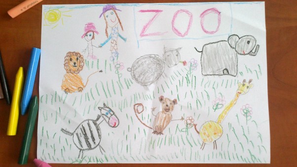 Zosia 5 lat Idziemy do zoo, zoo, zoo...\nZosia razem z siostrą na wycieczce do zoo.\n